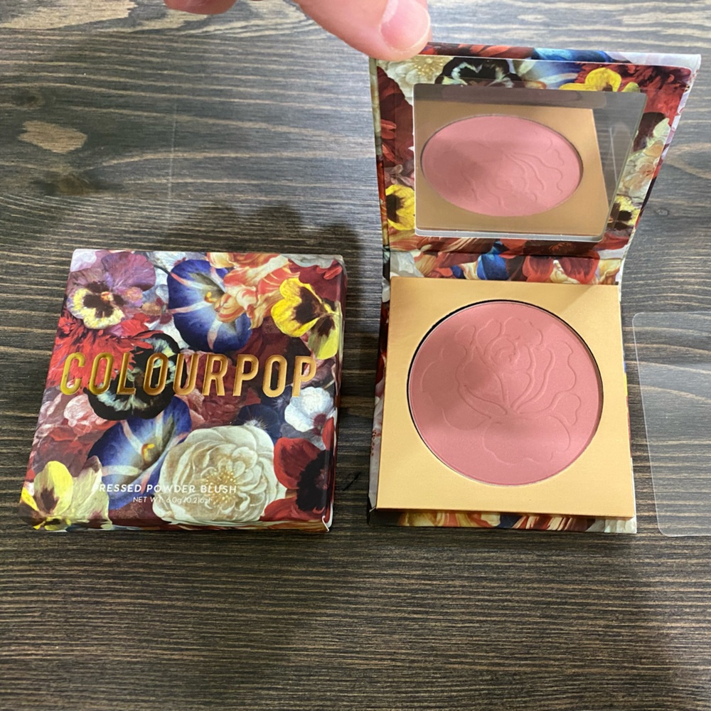 Colourpop Blush in Vogue